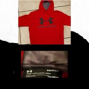 Under armour coldgear hoodie. Size S
